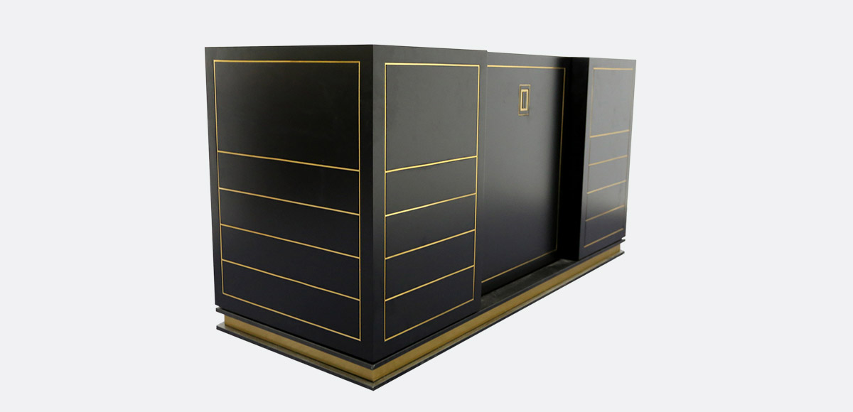 jewelry storage cabinet table for luxury boutiques