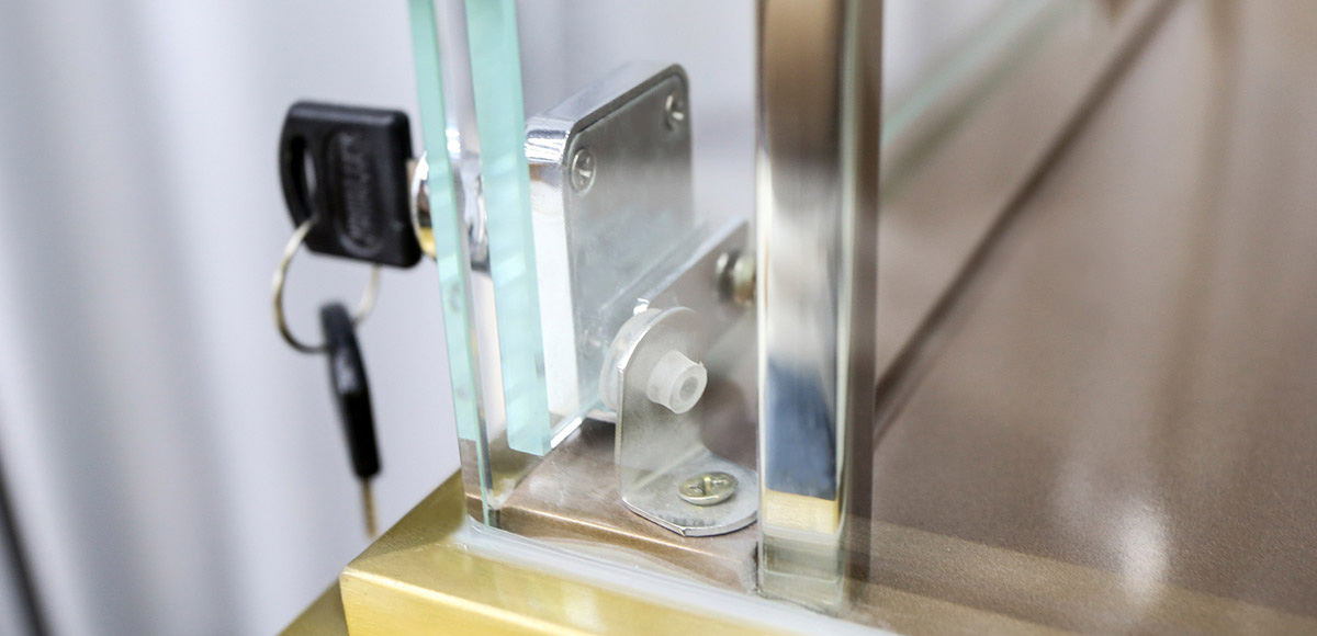 GLOD DESIGN TALL Watch showcase DISPLAY CABINET