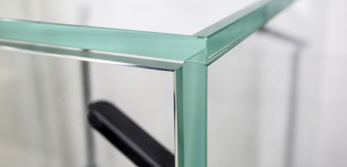 SIMPLE STYLE METAL WATCH SHOWCASE WITH LIGHTS AND LOCK