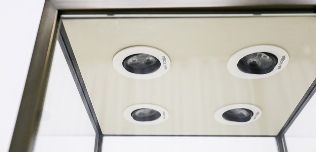 Watch AND JEWELRY METAL AND GLASS TALL DISPLAY showcase WITH LIGHTS