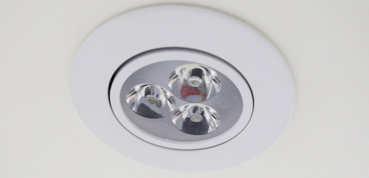 Watch AND JEWELRY METAL AND GLASS TALL DISPLAY showcase WITH LIGHTS