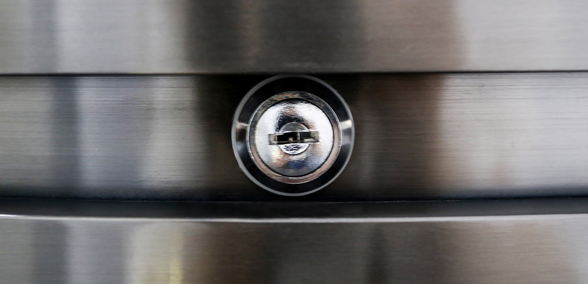 BLACK ROUND WATCH DISPLAY SHOWCASE WITH LIGHT