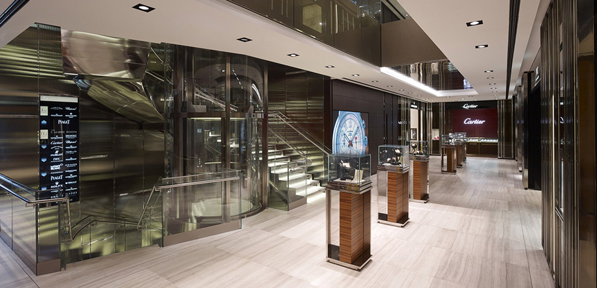 SIMPLE STYLE METAL WATCH SHOWCASE WITH LIGHTS AND LOCK